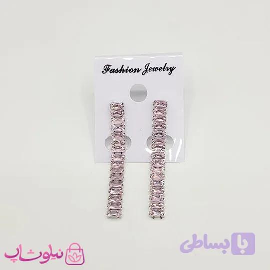 گوشواره زنانه مدل تنیسی نقره ای رنگ با نگین باگتی صورتی کد 190