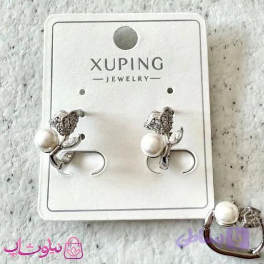 گوشواره زنانه ژوپینگ نقره ای رنگ مدل گل و مروارید کد 2991