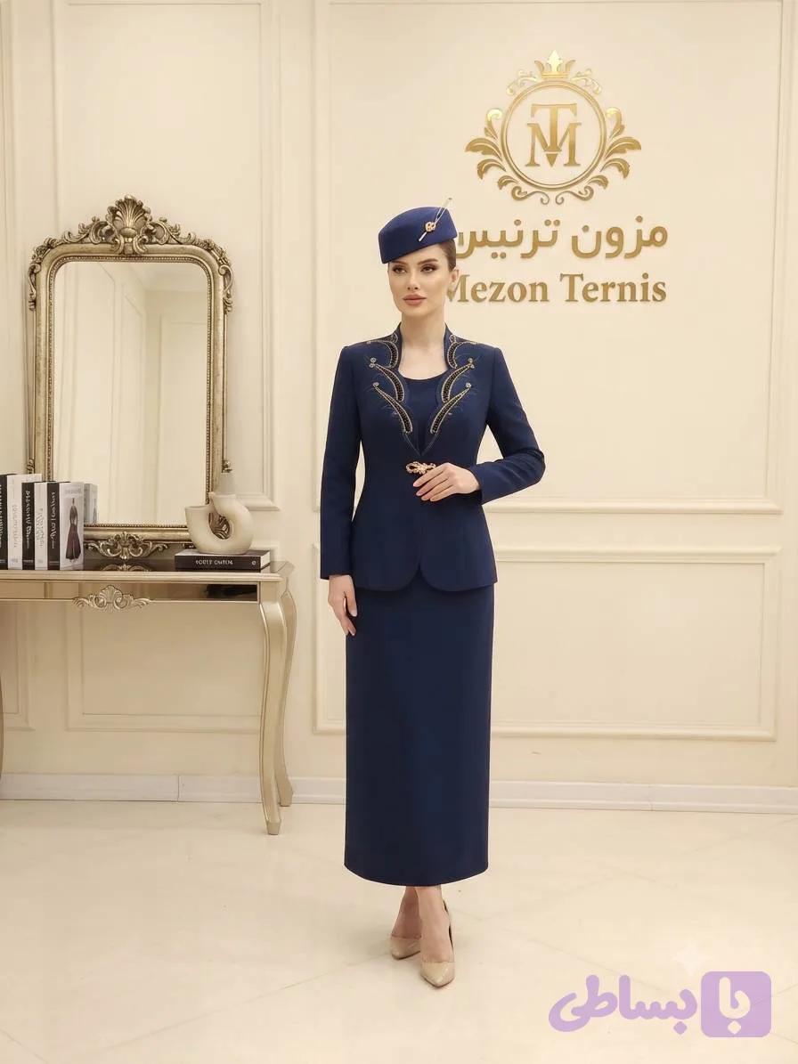 کت و دامن زنانه مجلسی با نگین دوزی _ کد ۱۵۰