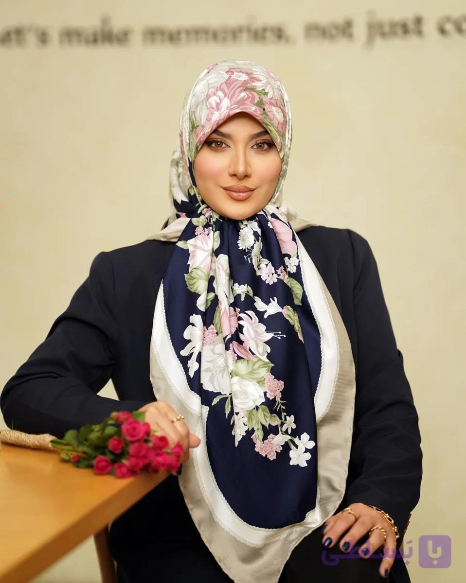روسری ابریشم ژاکارد گلدار سایز ۱۳۰ دست‌دوز برند GNT کد 378 — تصویر 1