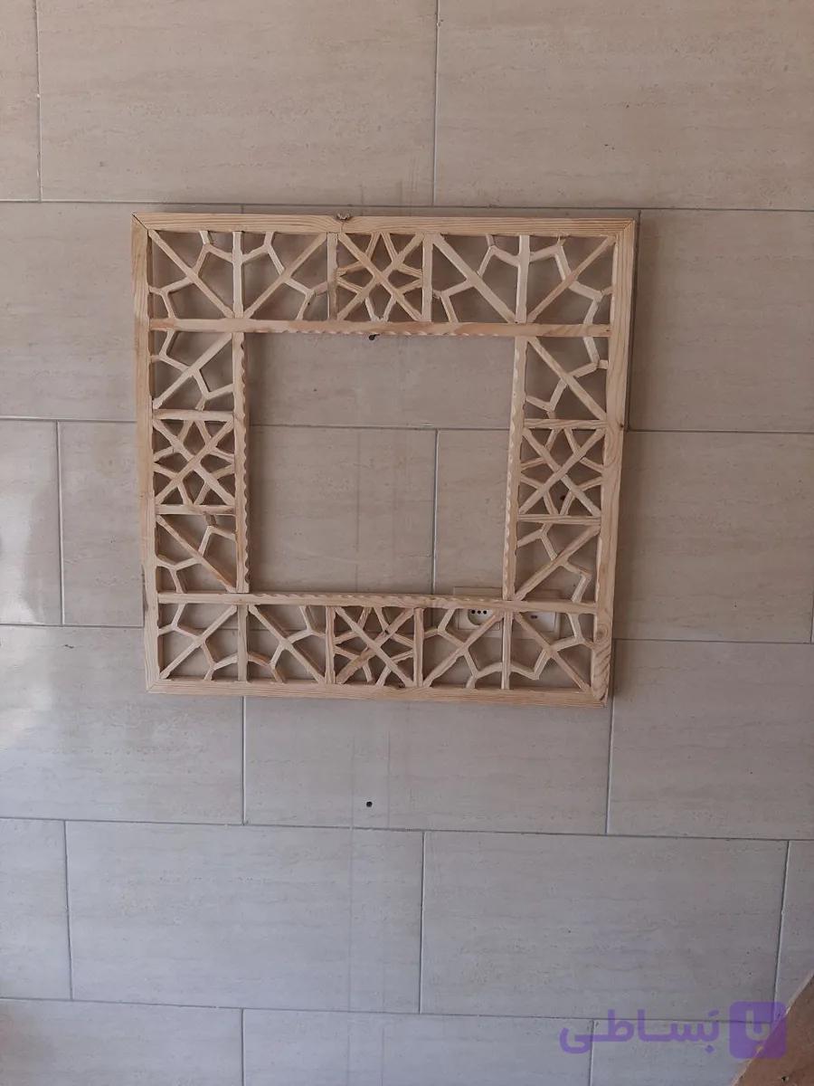 قاب آینه چوبی روسین مدل گره چینی