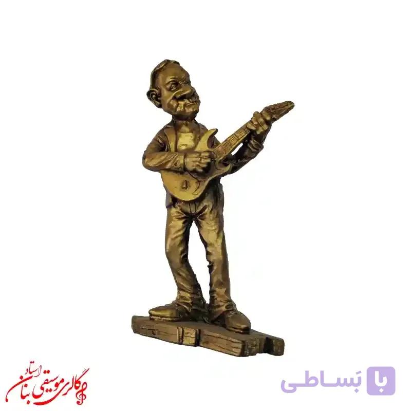 مجسمه مرد نوازنده گیتار الکتریک — تصویر 1