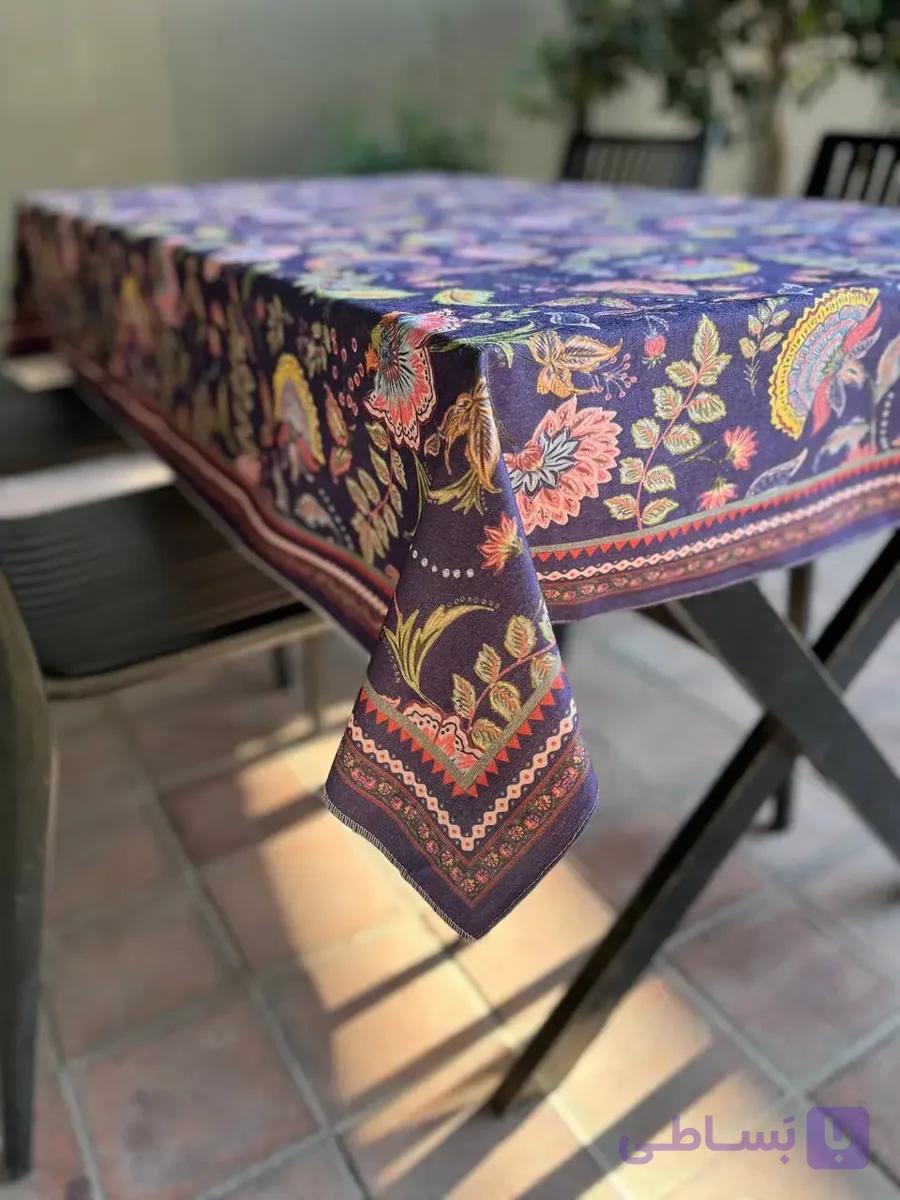 رومیزی مخمل شانل ضد لک طرح رویا سورمه ای کد 642 — تصویر 1