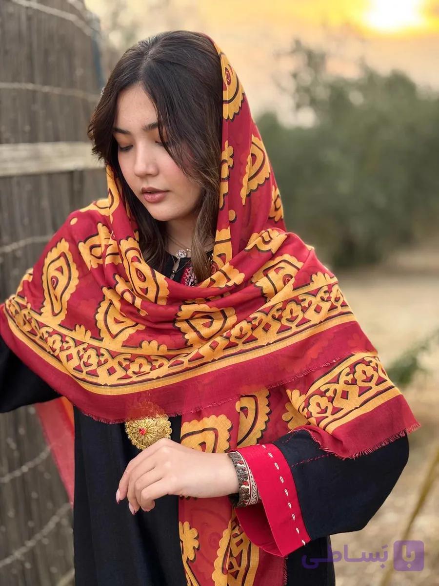 روسری نخ ابریشم طرح دلسا کد 572 — تصویر 1