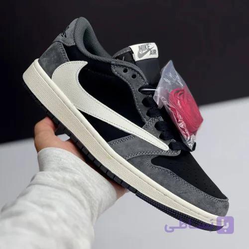 کفش نایک ایر جردن وان لو تراویس اسکات مشکی طوسی سوئد Nike Air Jordan 1 Low Travis Scott Black Grey Suede — تصویر 1