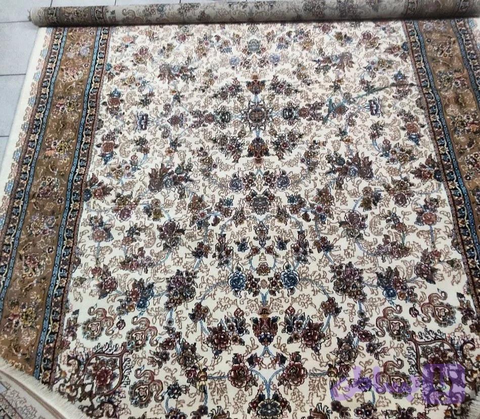 فرش۹متری حراجی۷۰۰شانه افشان کرم