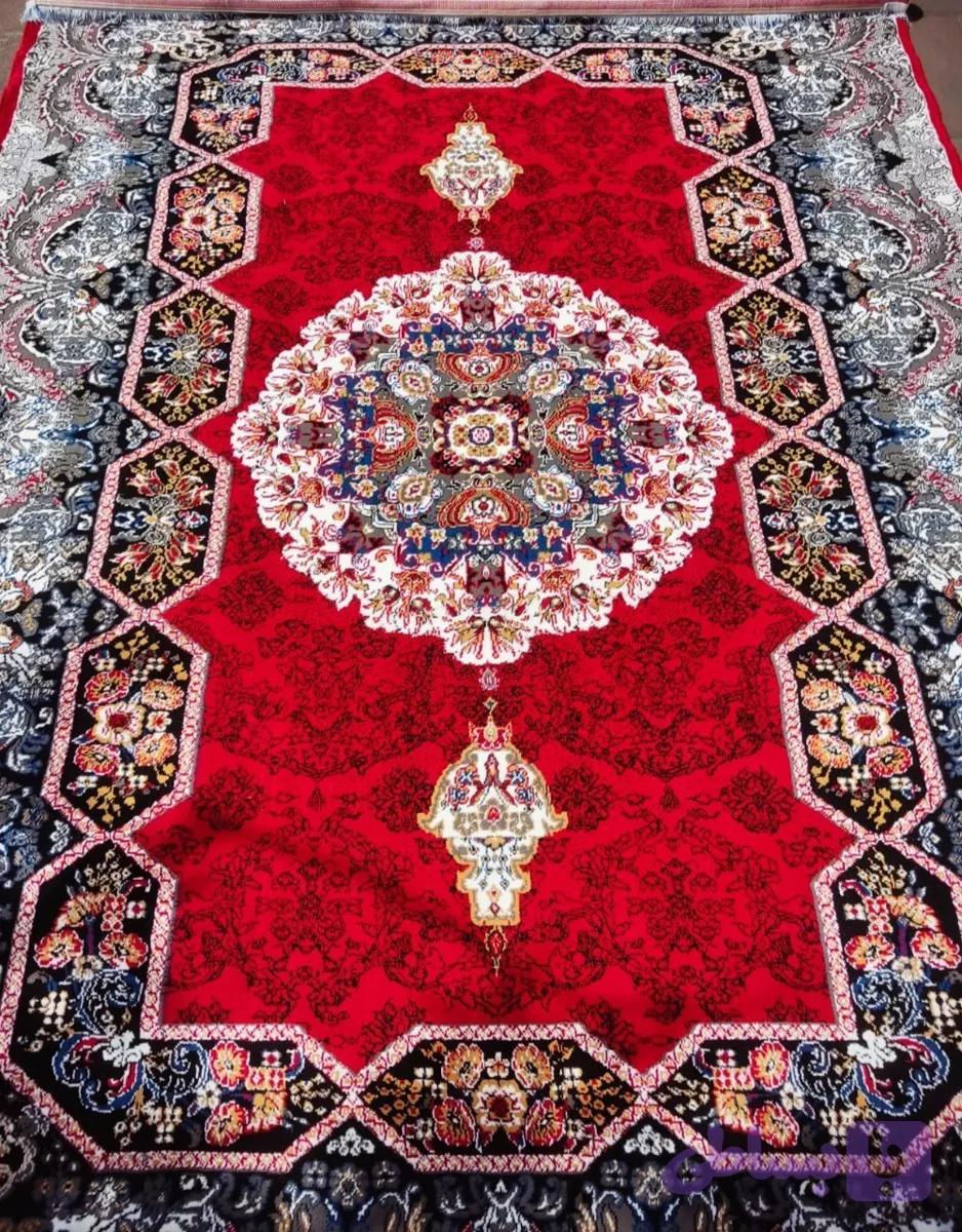 فرش طرح هالیدی ۷۰۰ شانه لاکی ۶ متری فرش ارزان