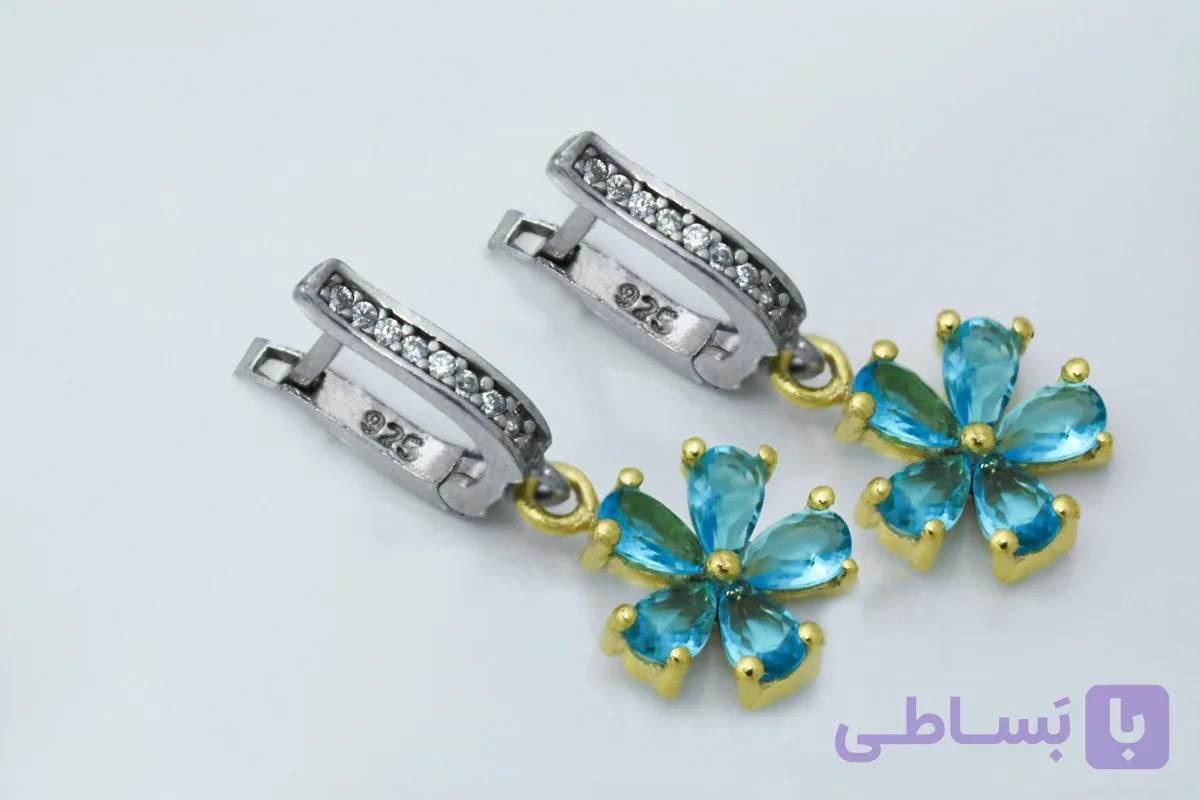 گوشواره نقره مدل بلوما – ترکیبی چشم‌نواز از آبی درخشان و طلایی ملایم — تصویر 1