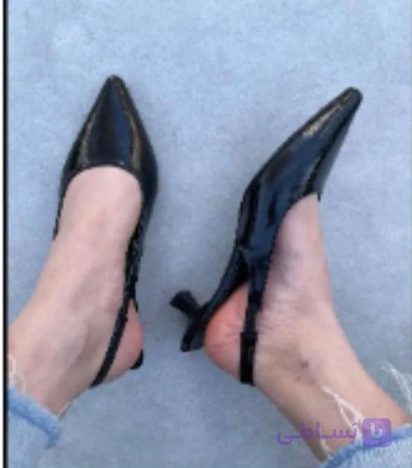 کفش زنانه لودوشکا پشت باز  ورنی مشکی کپی