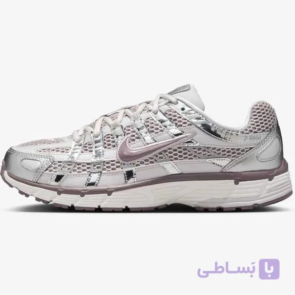 کتونی نایکی پی-۶۰۰۰ (Nike P-6000) - ترکیب رنگی نقره‌ای متالیک و بنفش یاسی (Metallic Silver/Lilac) ترکیبی از تکنولوژی و ظرافت زنانه