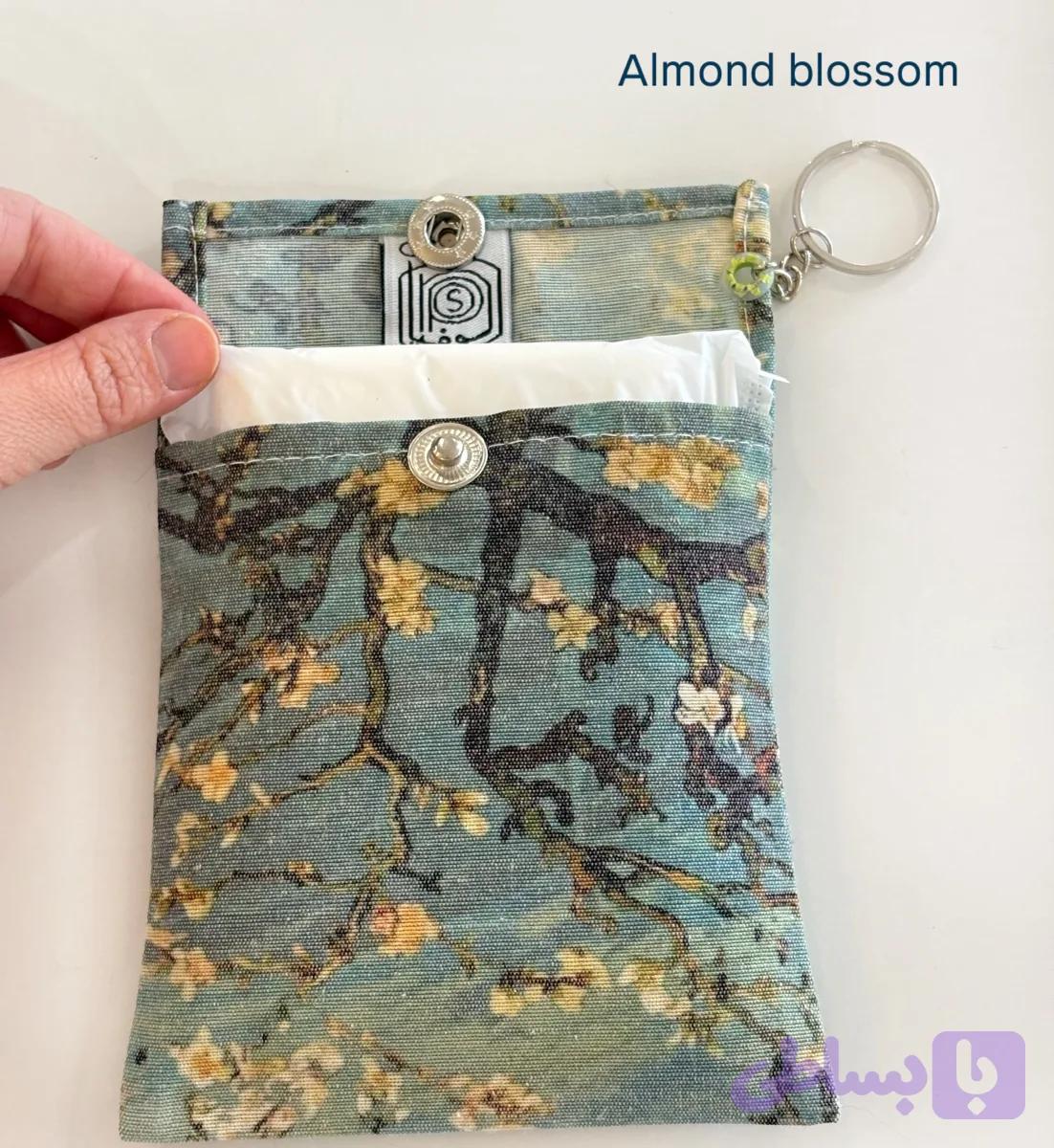 کیف پد Almond blossom