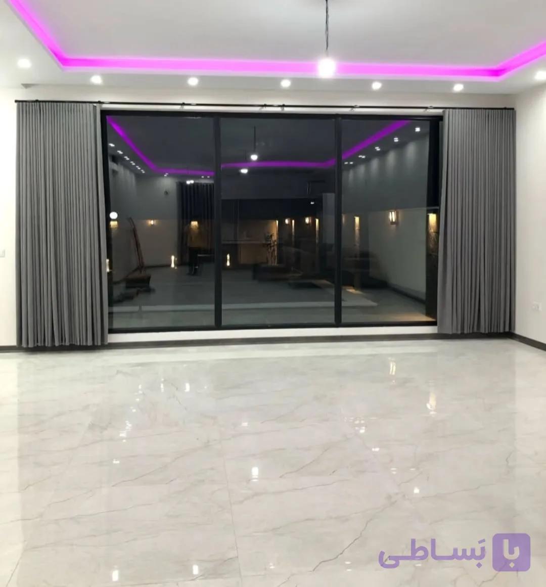 پرده پذیرایی مدل مینیمال جنس کتان هازان رنگ مشکی عرض ۳