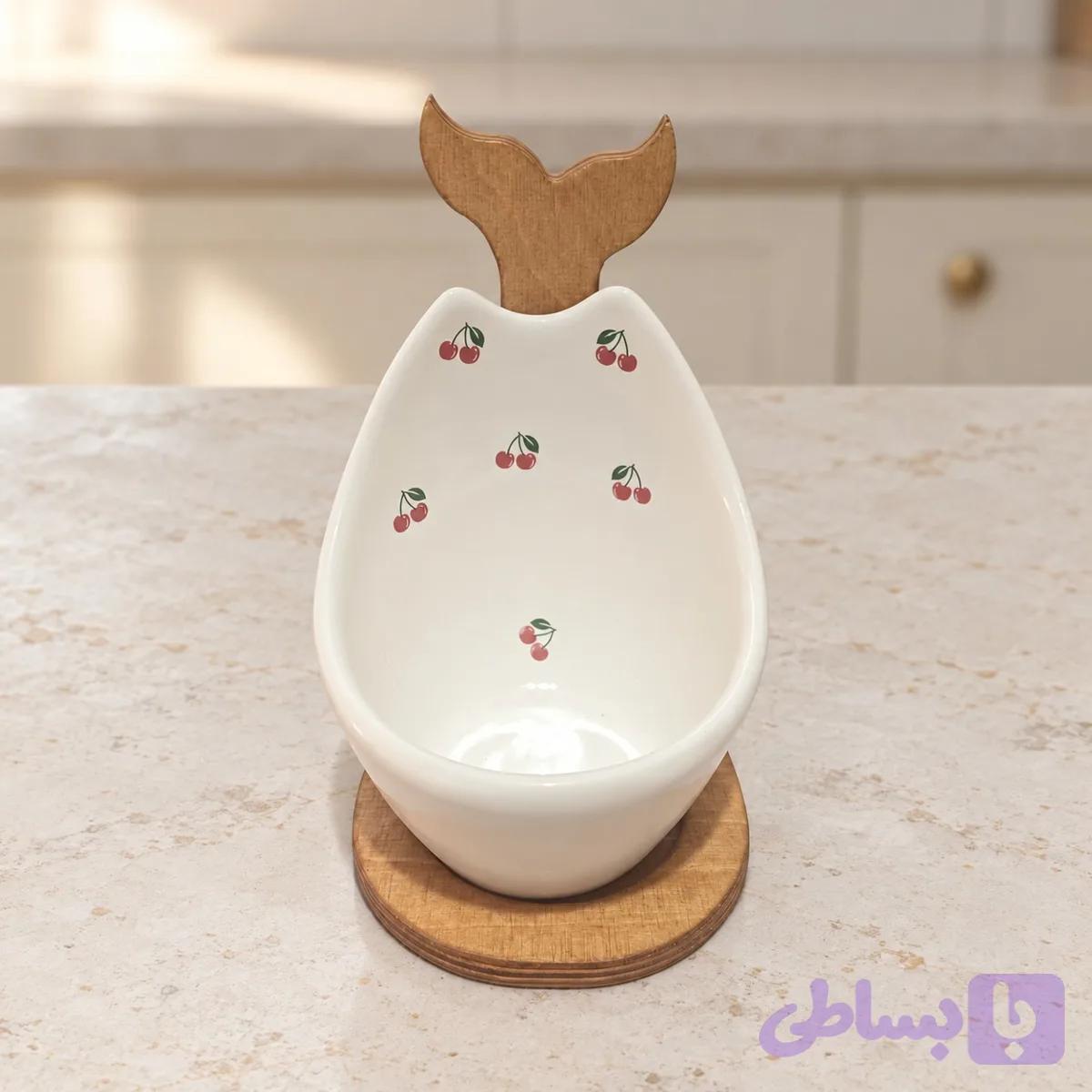 جا قاشقی کنار گاز سرامیکی طرح آلبالو با پایه چوبی — تصویر 1