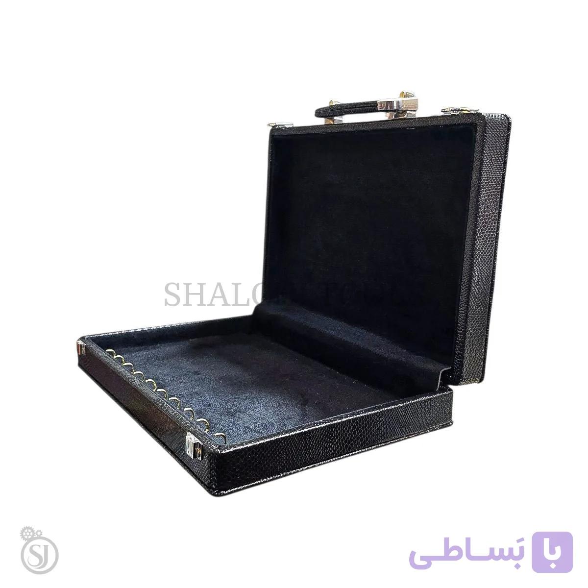 قاب کلکسیونی تسبیح و زنجیر چمدانی پوست ماری سایز ۲۵ × ۳۵ رنگ مشکی — تصویر 1