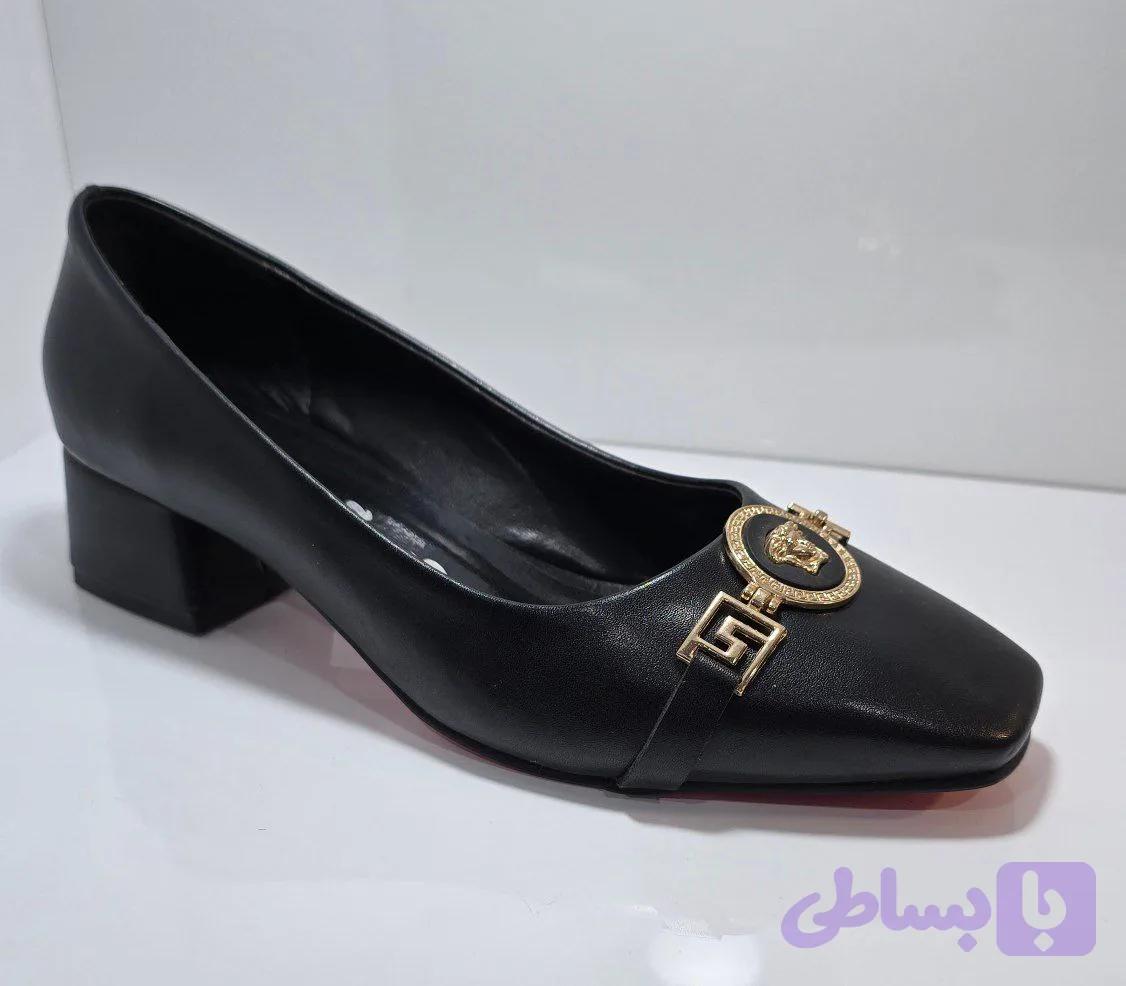 کفش کالج زنانه ورساچ ورنی زیره پی یو 3 سانت با طراحی شیک — تصویر 1