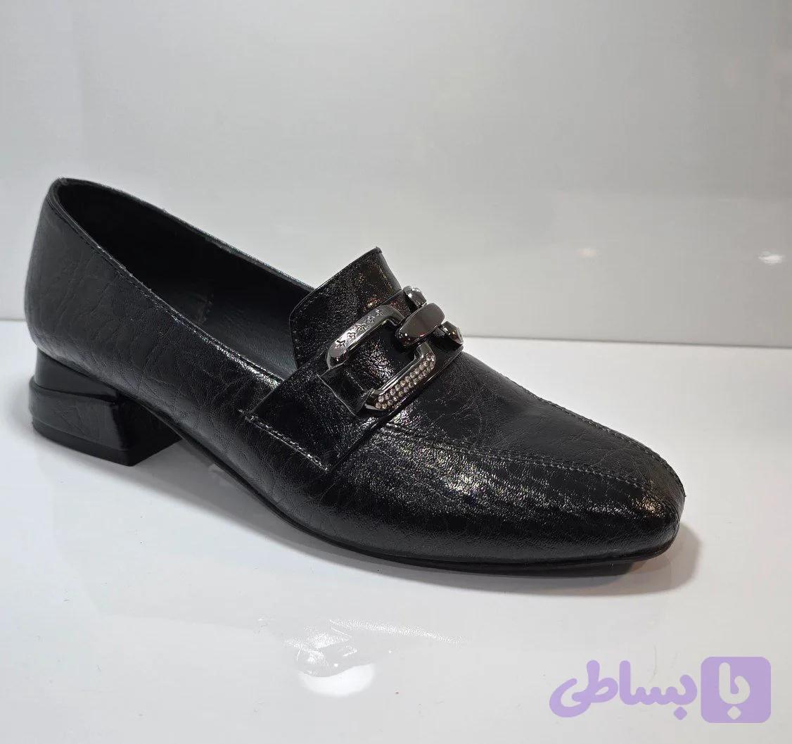 کفش زنانه 3 سانت در دو جنس ورنی و مات با طراحی شیک – کد 02 — تصویر 1