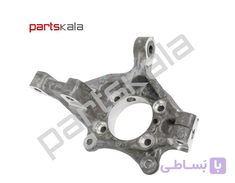 سگدست جلو راست آزرا گرنجور ۲۰۱۸