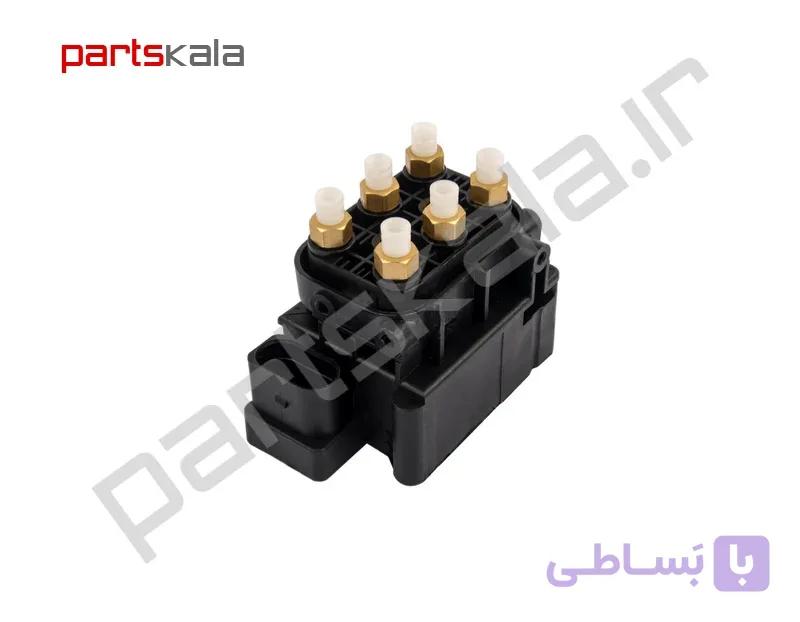 شیر تقسیم جنسیس سدان