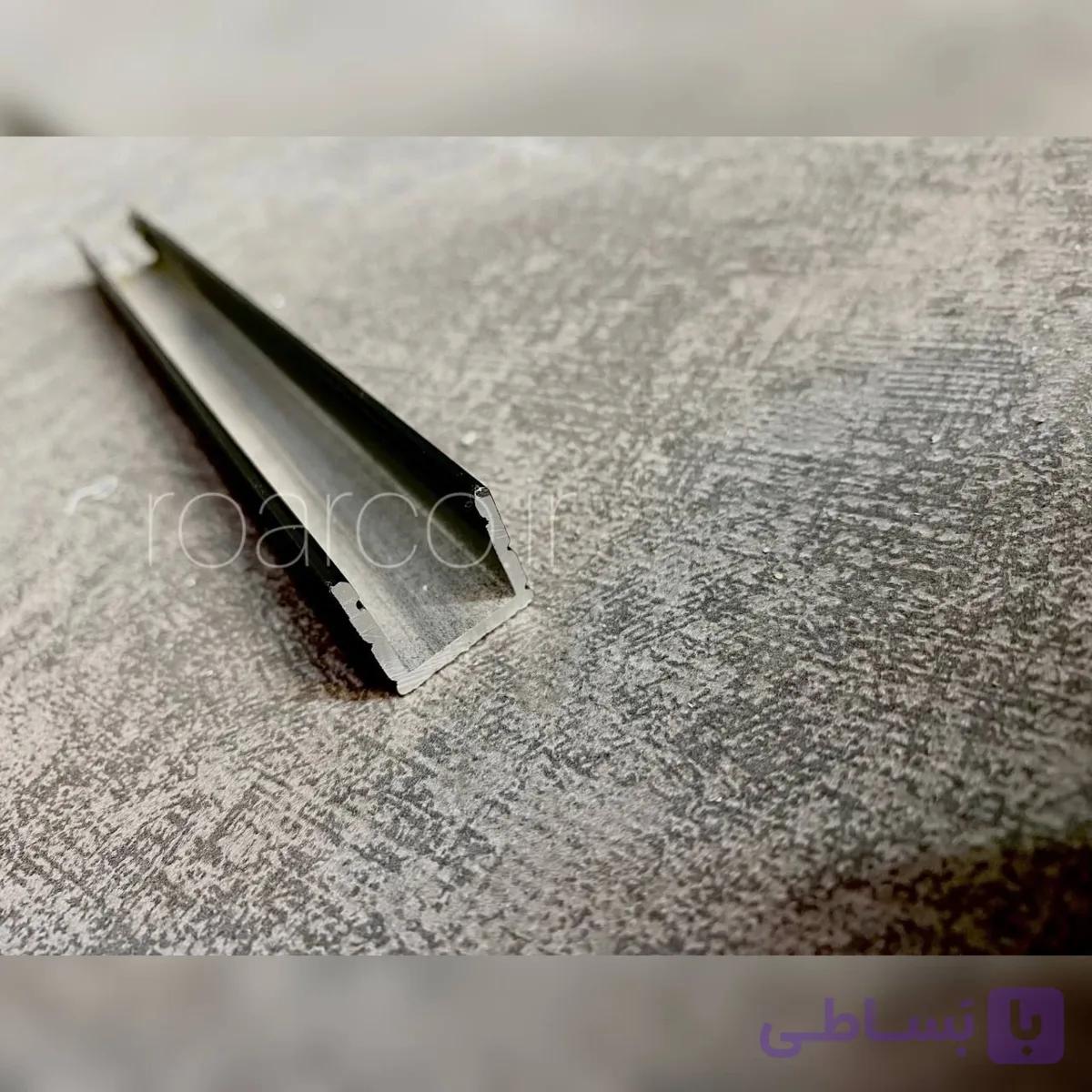 پروفیل روکار عرض 1.7سانتی متر کدRoar4