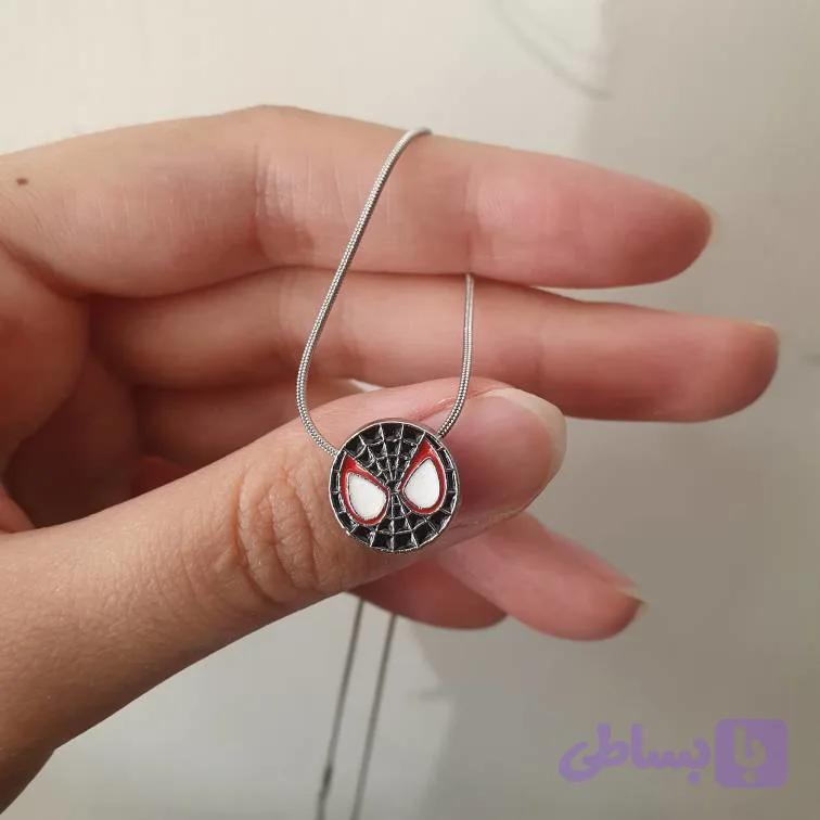 گردنبند اسپایدرمن مشکی