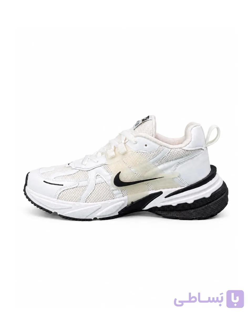 کفش کتانی مردانه بزرگ پا نایکی v2k رنگ سفید مشکی Nike V2k — تصویر 1