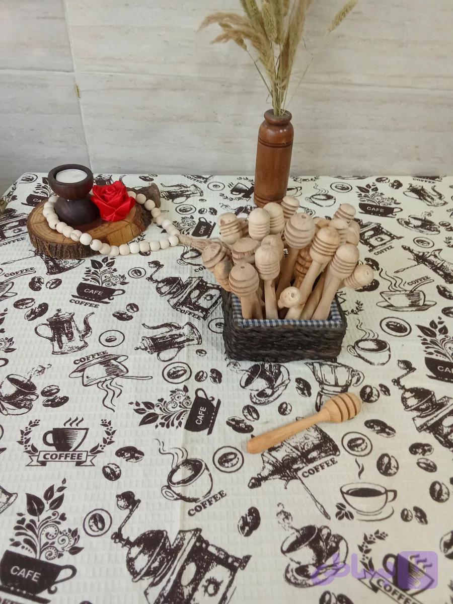 قاشق عسل چوبی