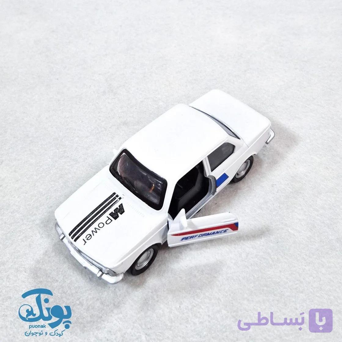 ماشین فلزی بی ام و کلاسیک — تصویر 1