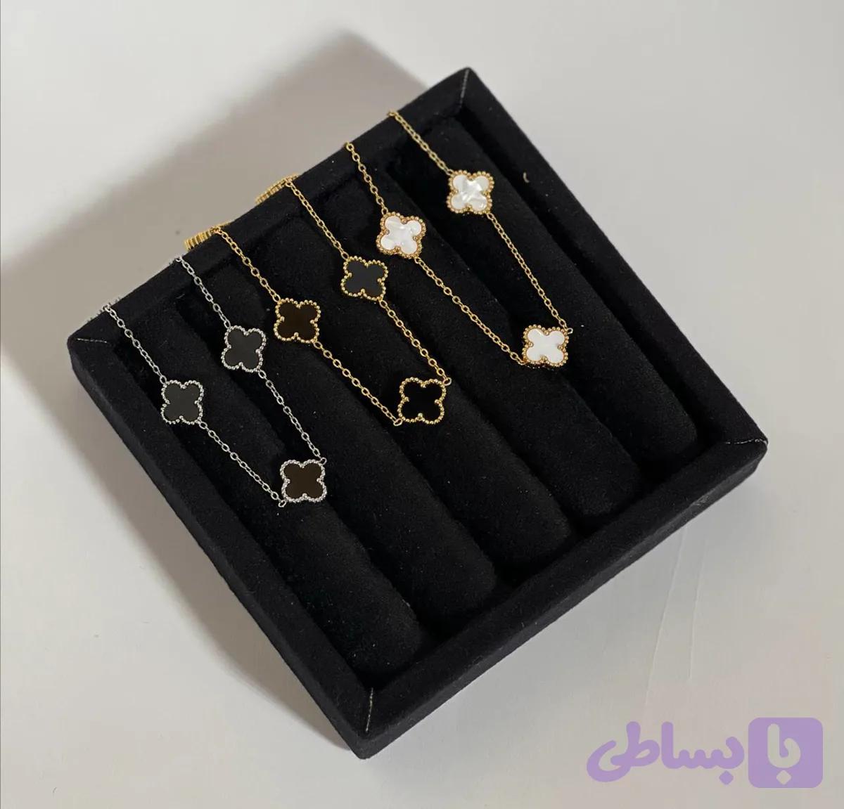 گردنبند ونکلیف
