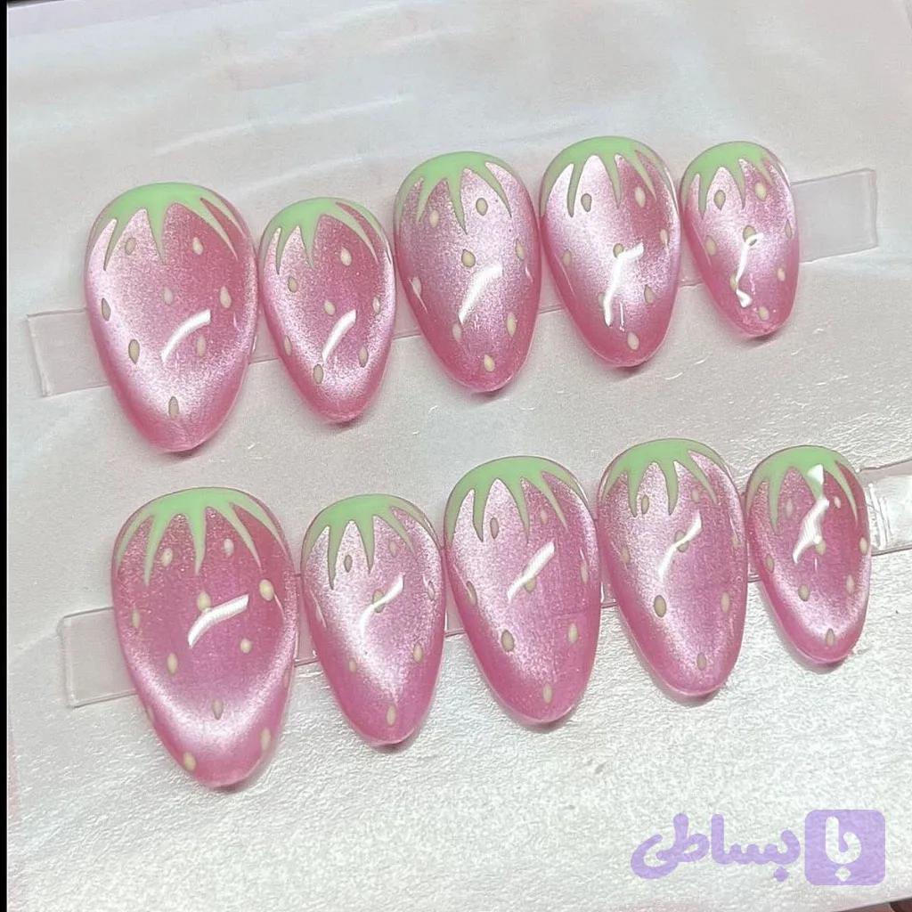 ناخن توت فرنگی🍓