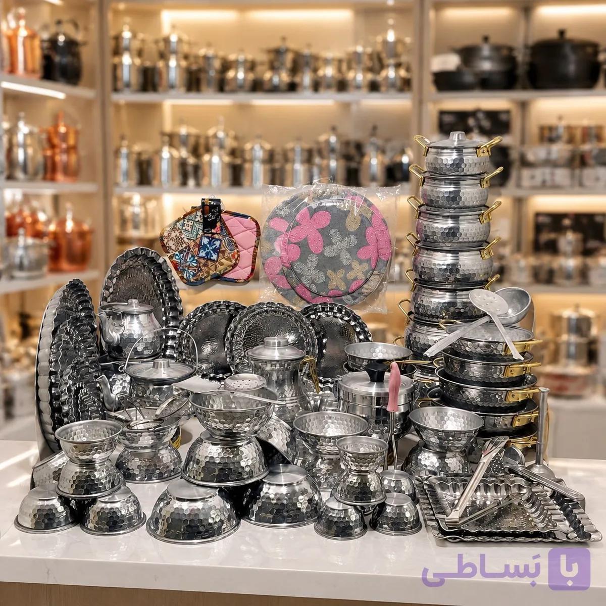 سرویس ۹۶ پارچه روحی چکشی آشپزخانه با کتری قوری و سینی طرح مس | خرید اقساطی ترب و اسنپ