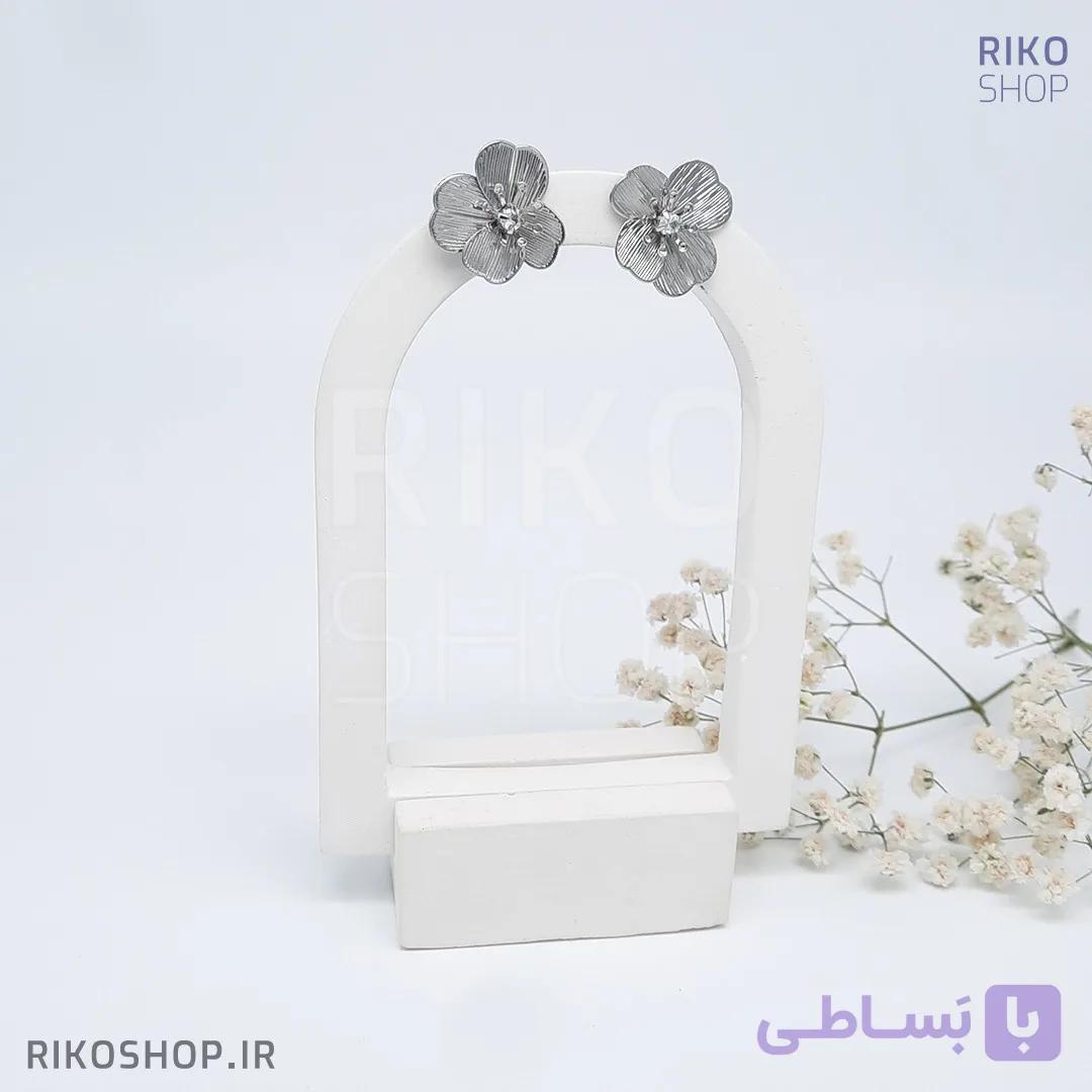 گوشواره شکوفه نقره‌ای میخی