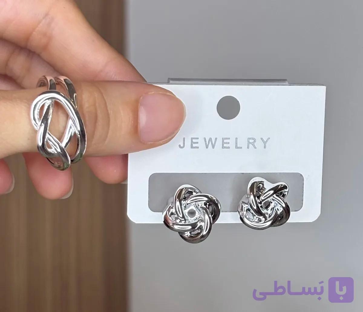 نیم ست گره
