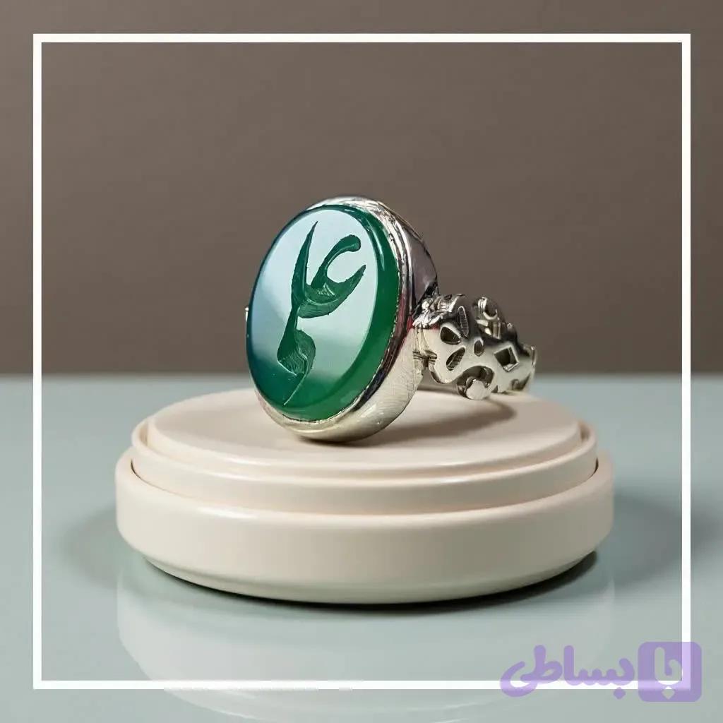 انگشتر عقیق سبز حکاکی علی – آلیاژ باکیفیت، جلوه‌گر اصالت و انرژی کد 5700