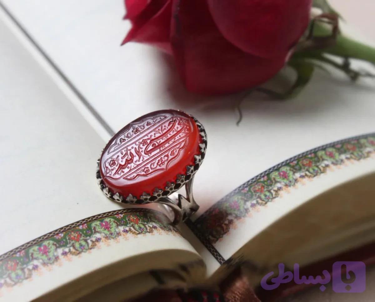 انگشتر باسنگ عقیق قرمز حکاکی حسبی الله رکاب نیزه رکاب آلیاژی باکیفیت کد 3696