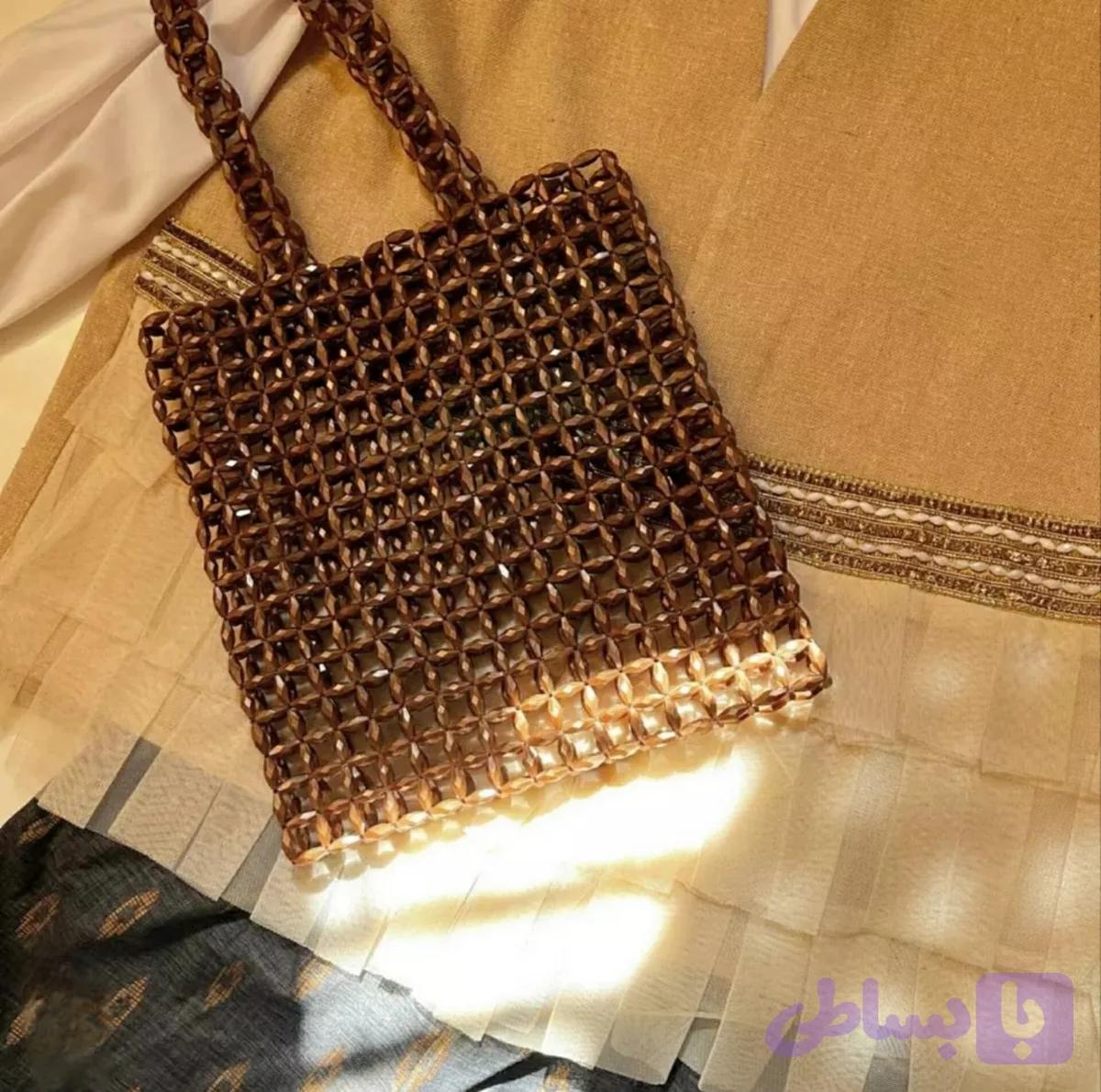 کیف مرواریدی