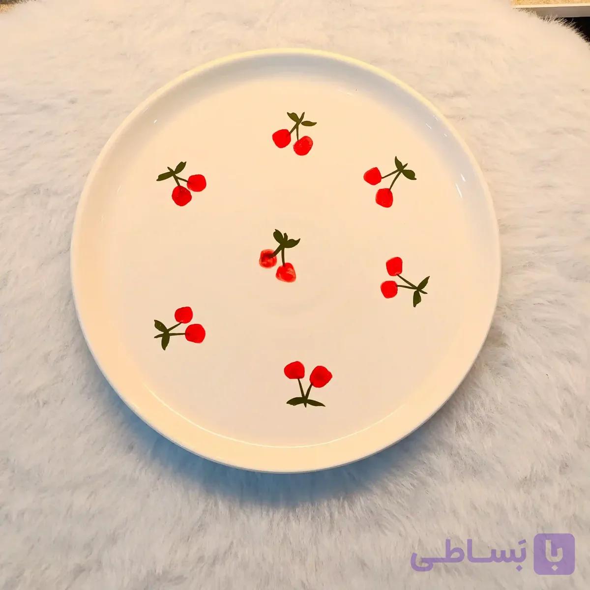 بشقاب طرح گیلاسی