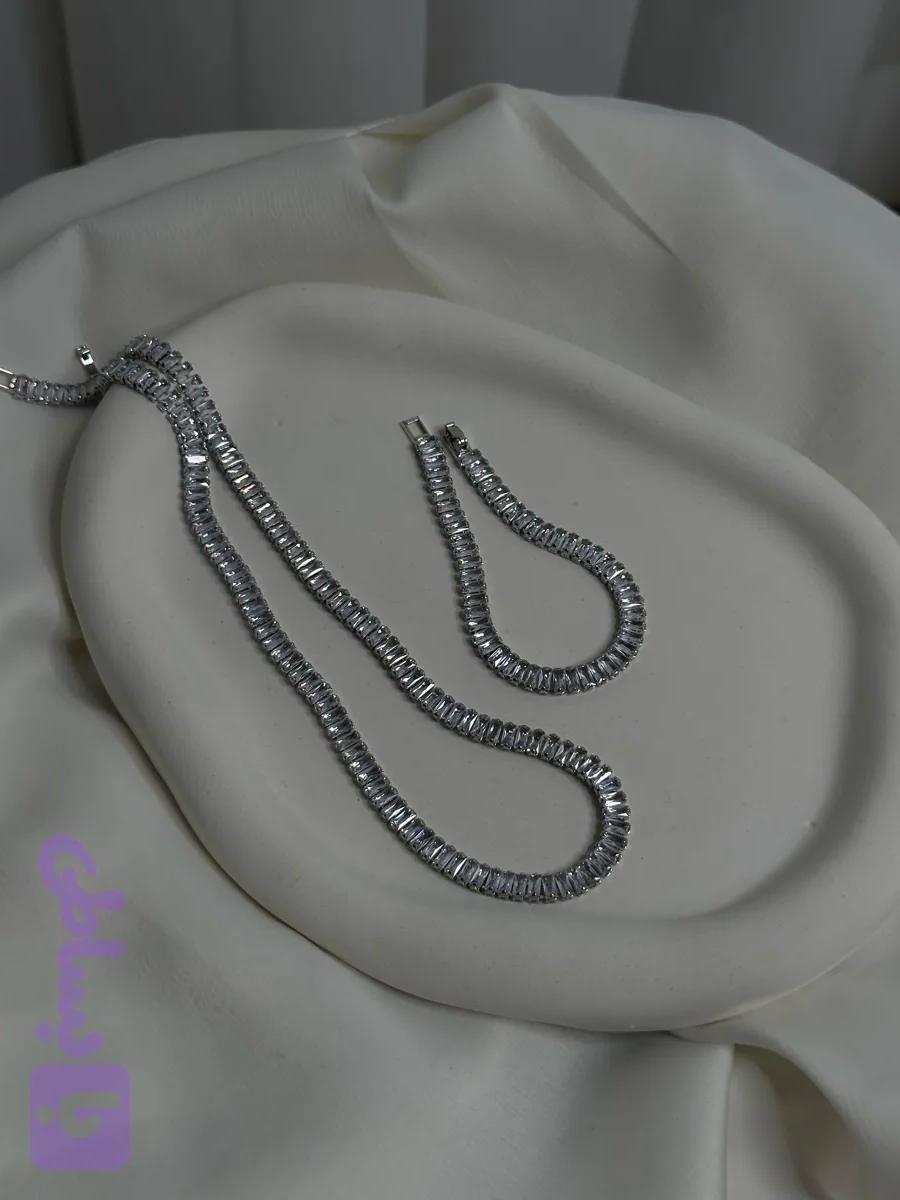 گردنبند تنیسی