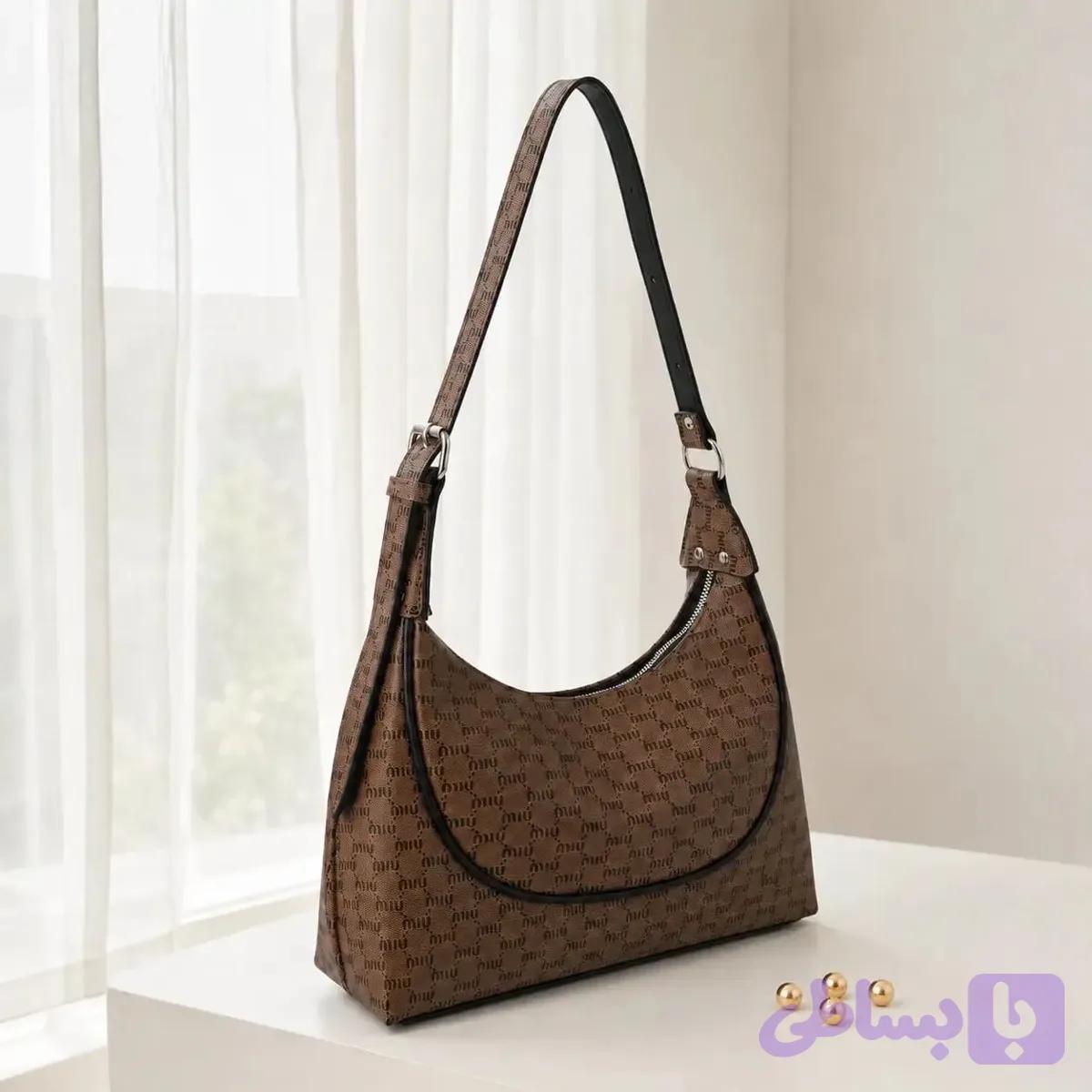 کیف زنانه پارچه ای روزمره و اسپرت ابعاد 30 در 20 سانتیمتر