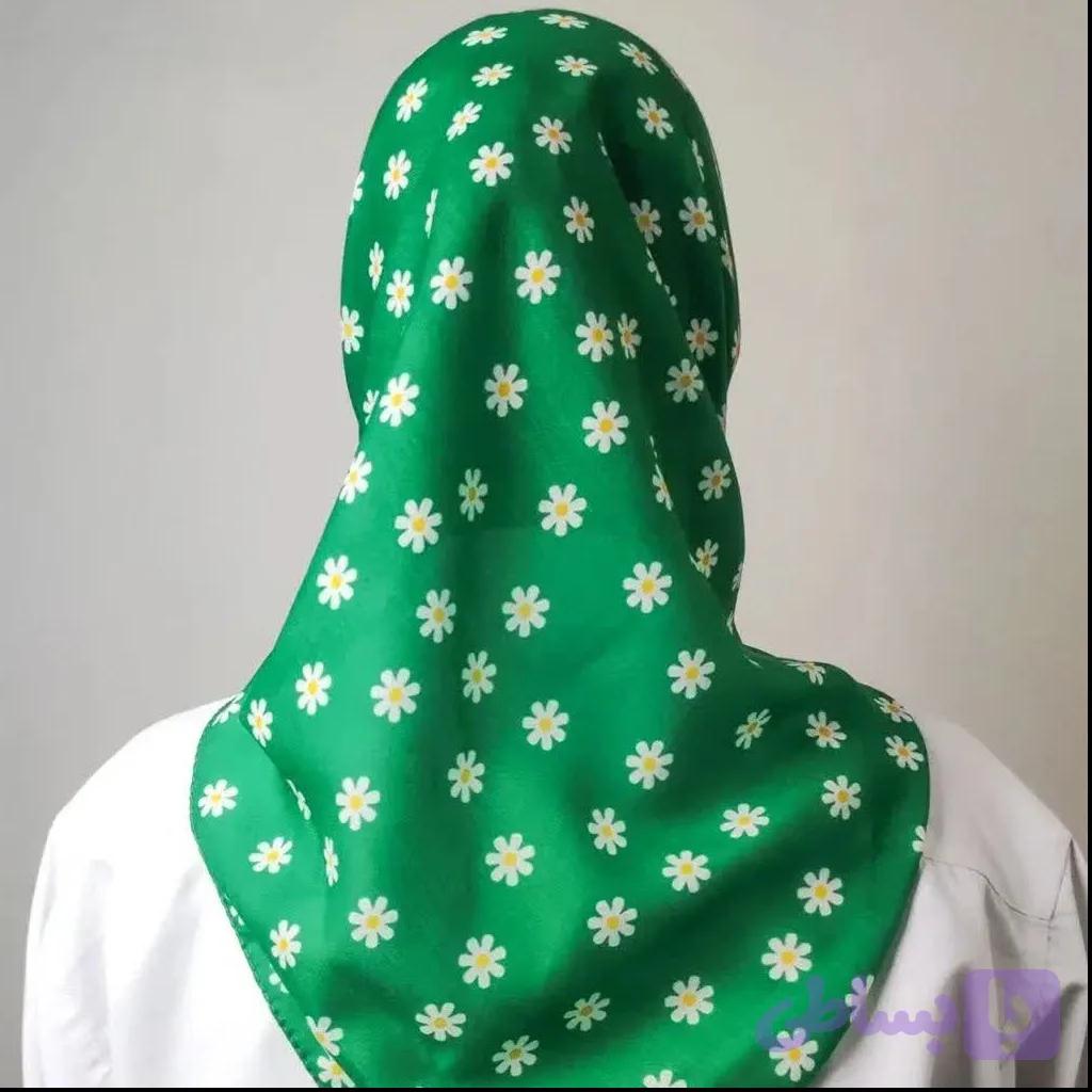 مینی اسکارف نخی دخترونه طرح گل بابونه — تصویر 1
