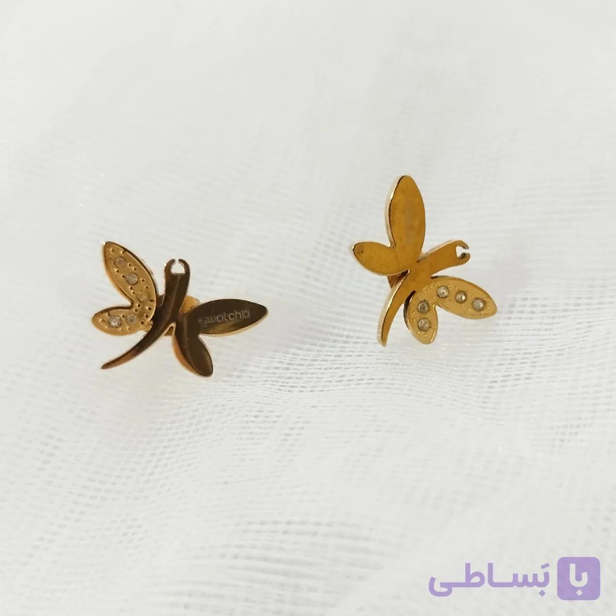 گوشواره استیل آبکاری طلا مارک swatch طرح سنجاقک با 3نگین مخراج کاری