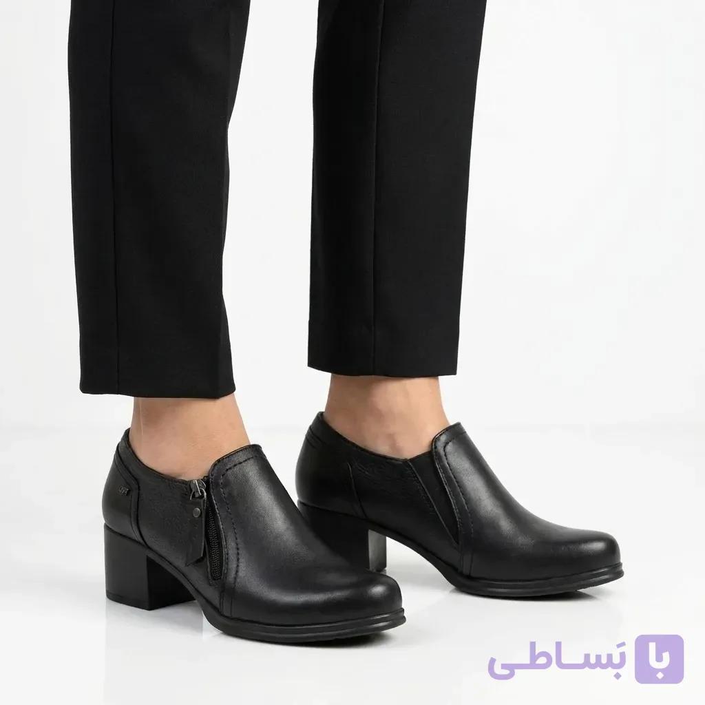 کفش طبی زنانه پاشنه دار مدل برفی — تصویر 1