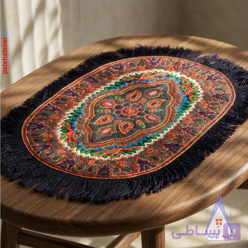 رومیزی پته دوزی طرح گلستان — تصویر 1