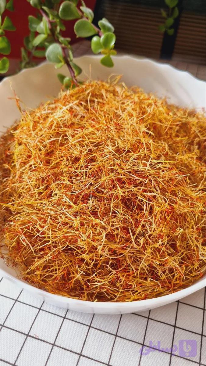ادویه ریشه زعفران