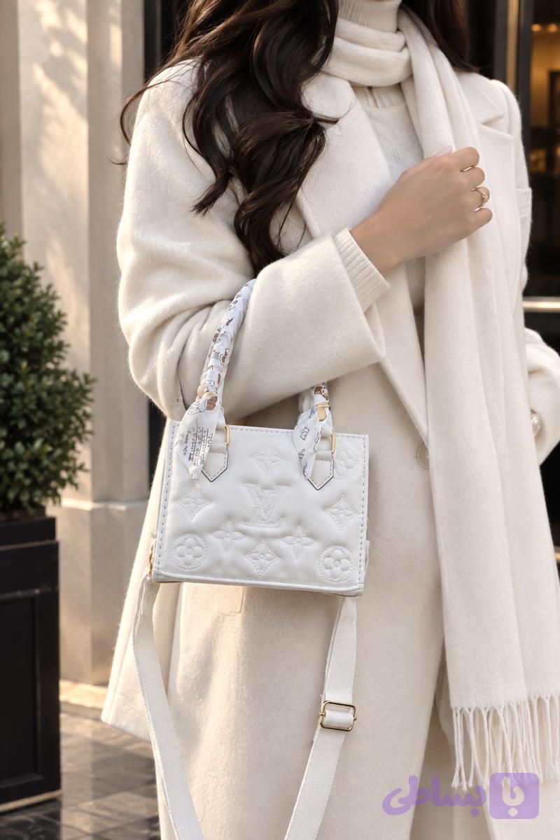 کیف برجسته گلدوزی LV چرم