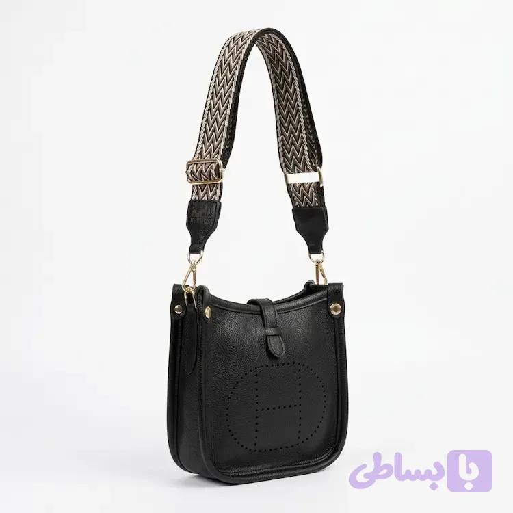 کیف زنانه هرمس اِوِلین Hermes Evelyne؛ کیف دوشی اسپرت و شیک در ۴ رنگ — تصویر 1
