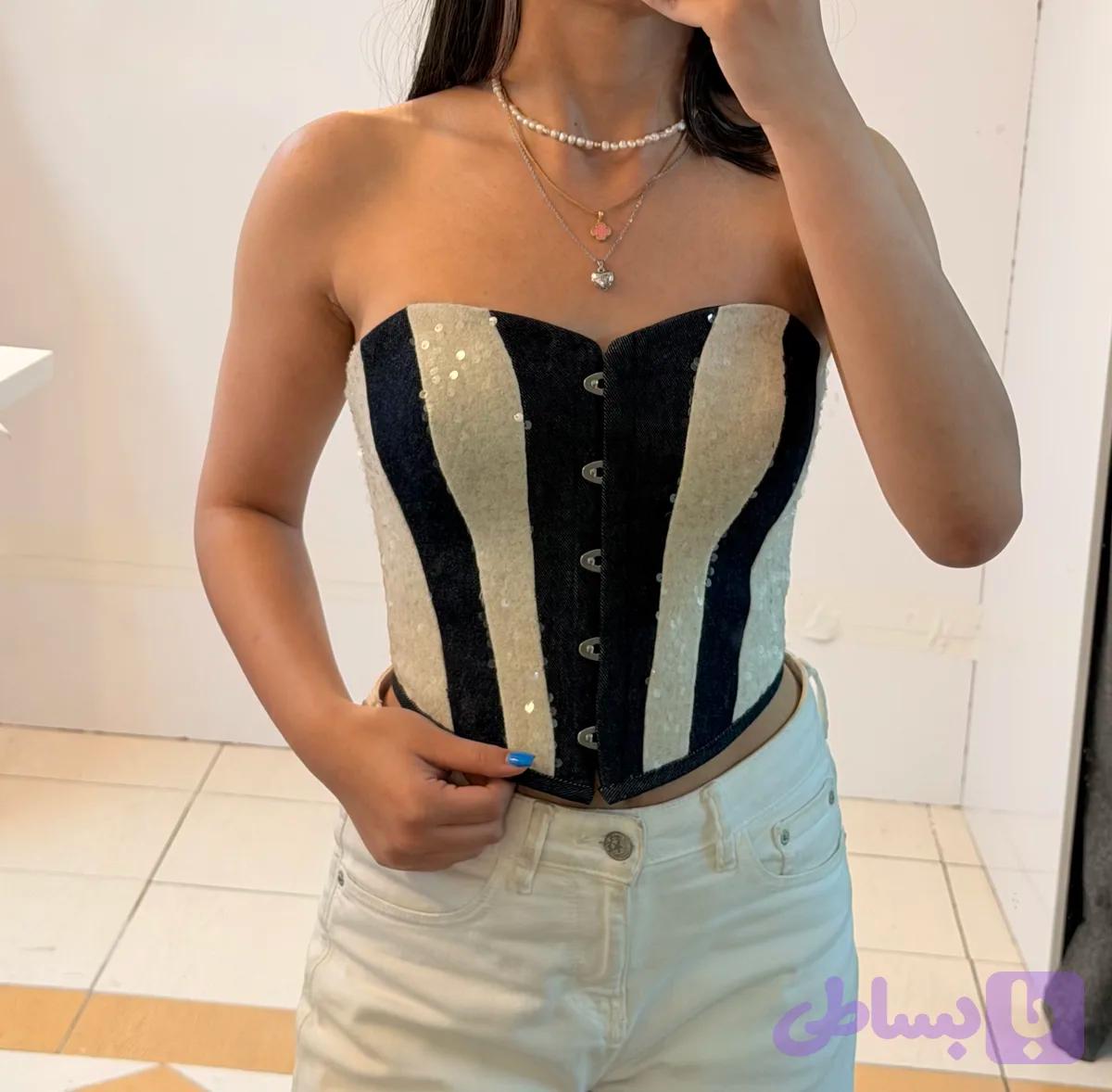 کرست زنانه LYRA WEAR ترکیب پارچه جین و فوتر با کاپ و فنر