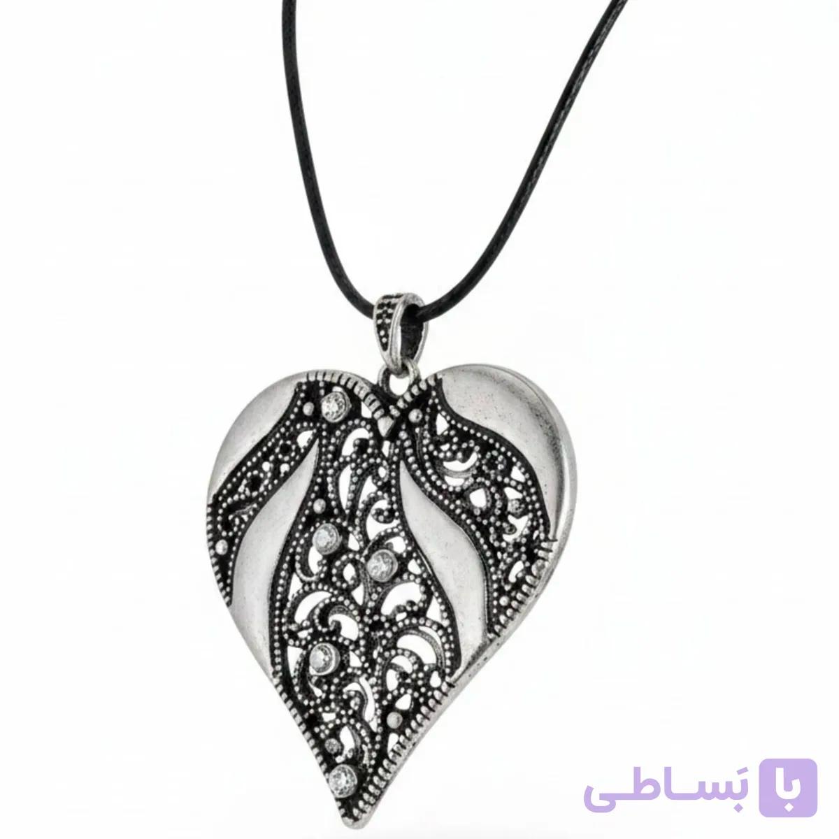 گردنبند زنانه با پلاک قلب سیاه — تصویر 1