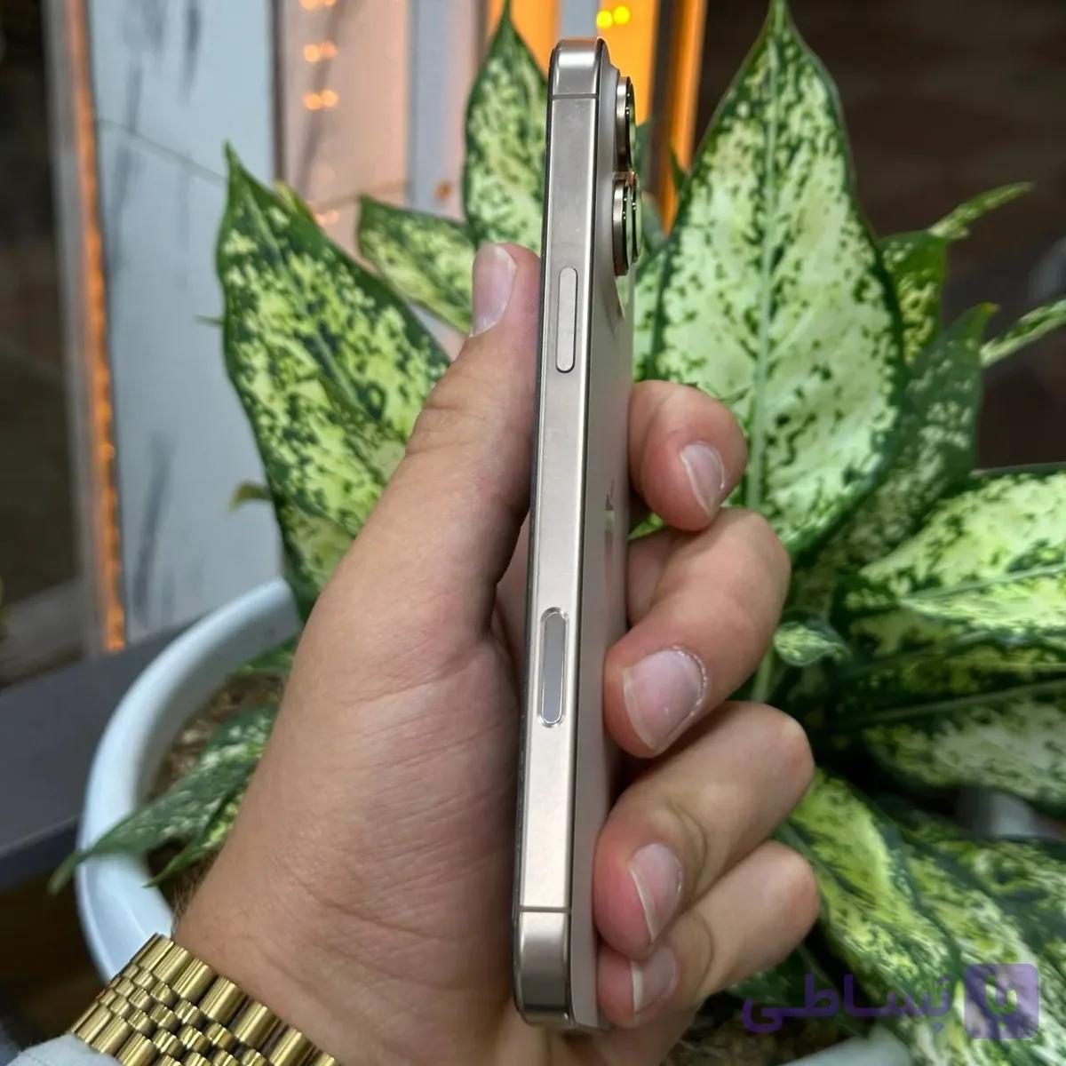 گوشی موبایل اپل مدل iPhone 16 Pro Max ظرفیت 256 گیگابایت رنگ دیزرت تیتانیوم (کارکرده در حد نو – دو سیم‌کارت – پک اصلی – رجیستر شده) — تصویر 1
