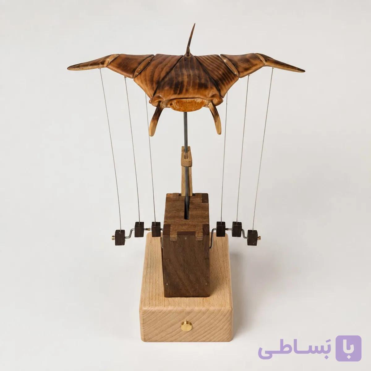 دکور چوبی مکانیکال متحرک مانتا ری (Manta Ray) — تصویر 1
