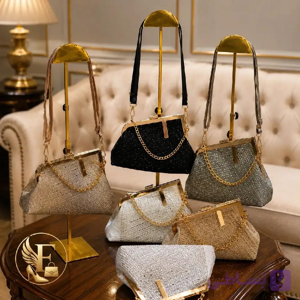 کیف زنانه مجلسی دهنه مثلثی